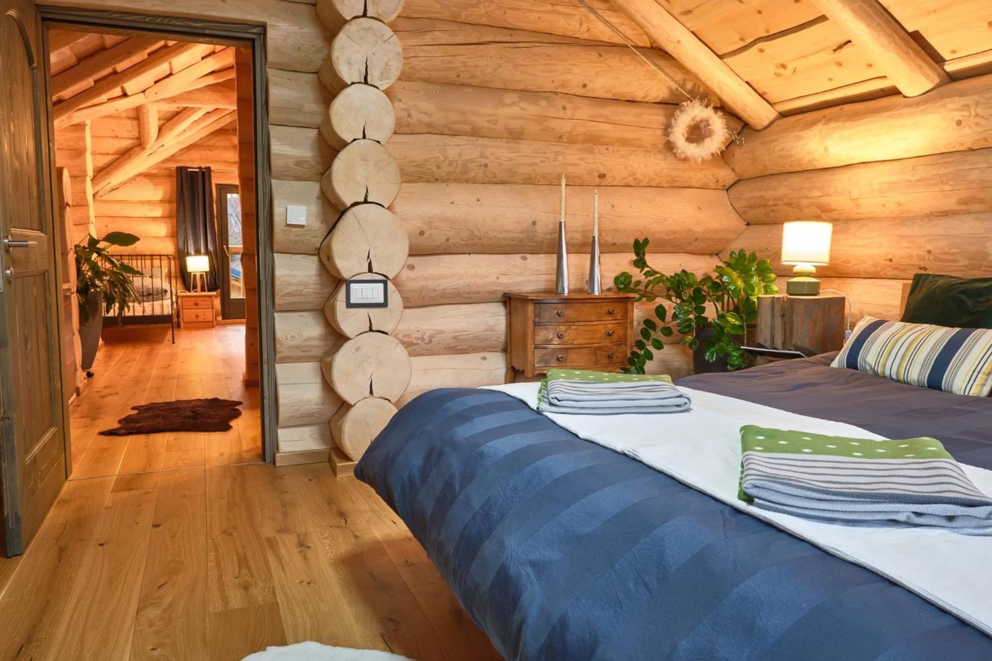 Ralph Cabin- Apuseni Mountains, Transylvania Bucium  Bagian luar foto